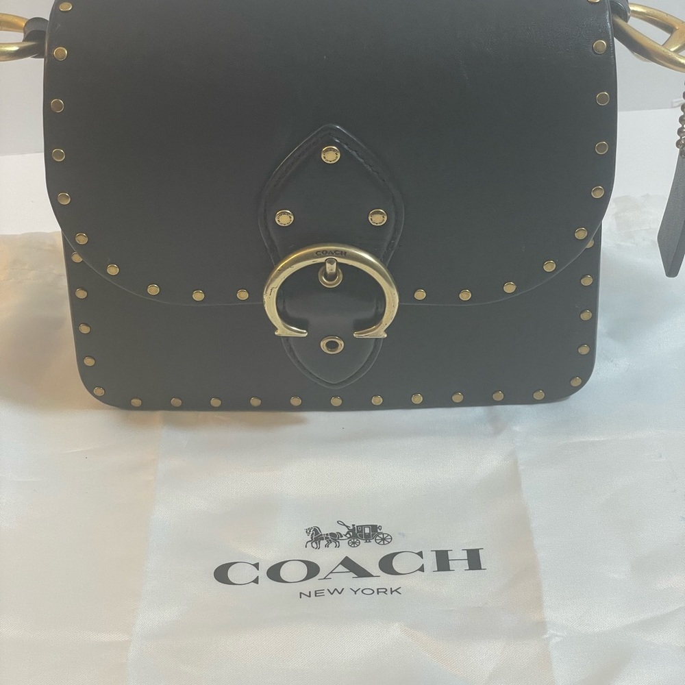 Crossbody Coach - Picture 5 of 16